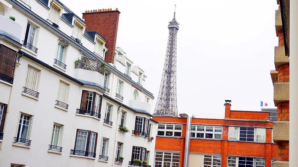 Apartment Ferienwohnung Square Desaix - Paris 15E Frankreich
