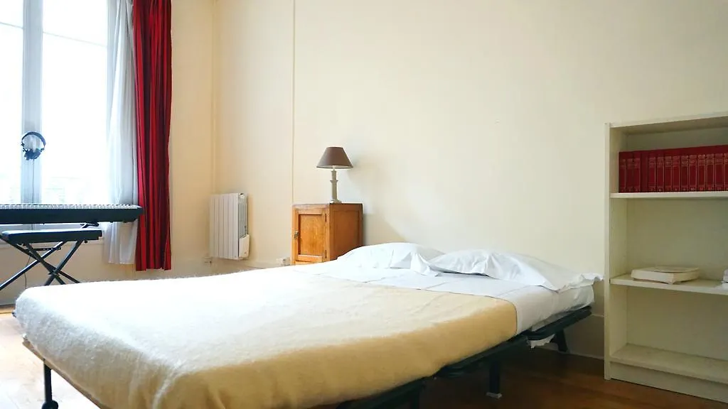 Apartment Ferienwohnung Square Desaix - Paris 15E